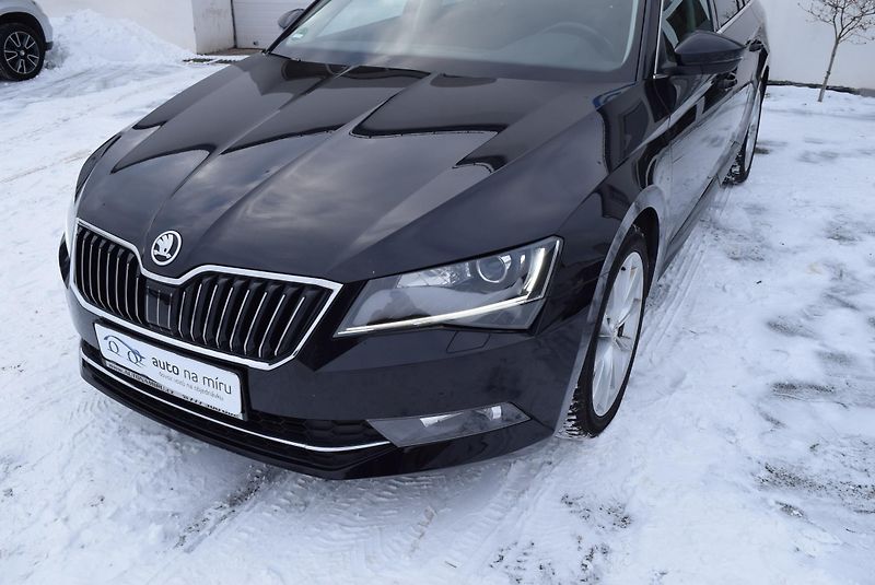 Škoda Superb (2017) 1.4TSI 92kwSTYLE XEN NAVI APP  - fotka 2 z 49