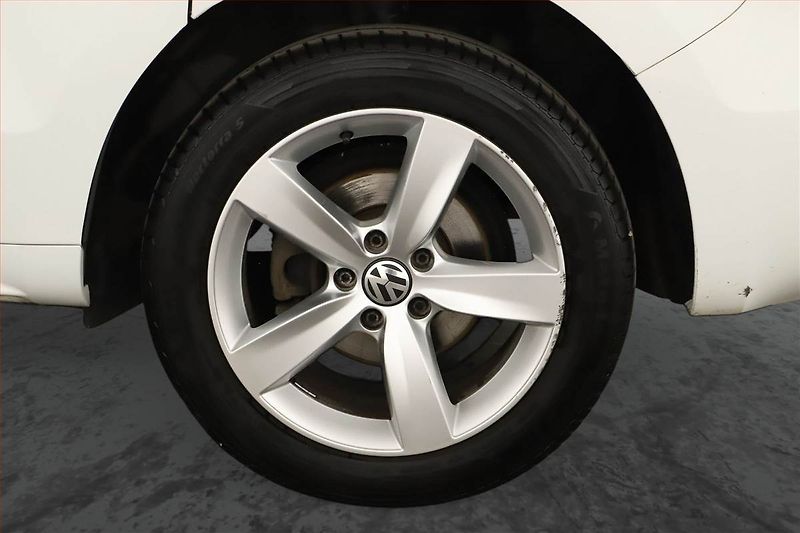 Volkswagen Sharan (2015) 2.0 TDI, Automat, Kůže - fotka 12 z 16