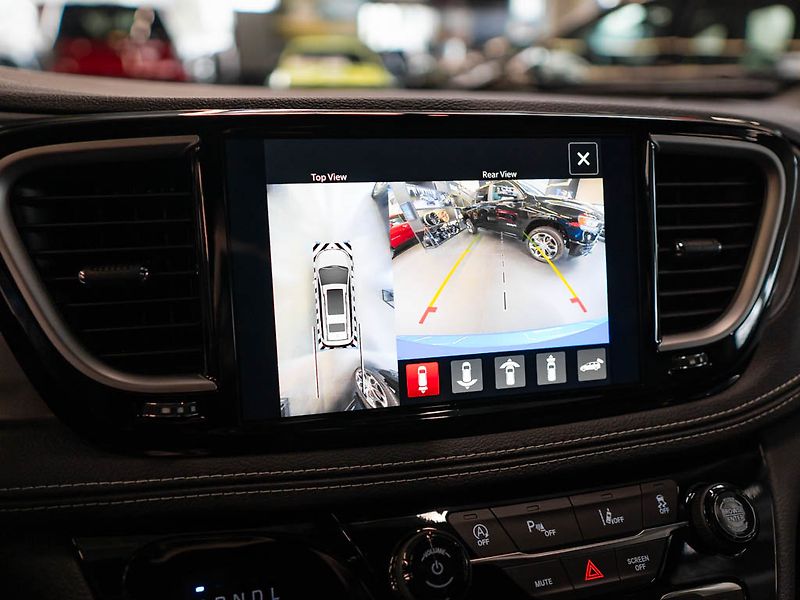 Chrysler Pacifica (2026) 3.6 Select AWD, 360 Cam 2x LCD - fotka 28 z 37