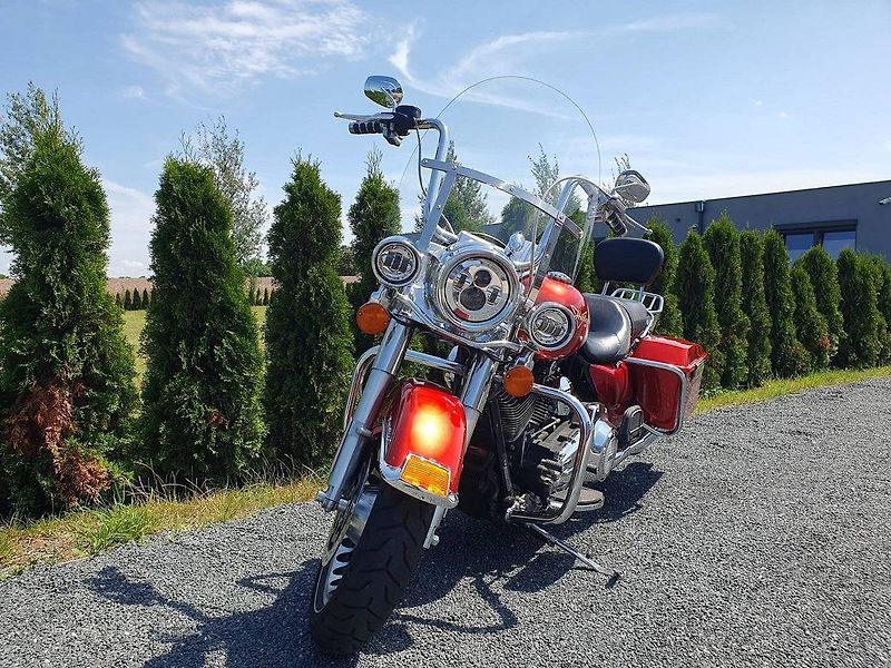 Harley-Davidson FLHR Road King (2013) - fotka 6 z 10