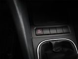 Volkswagen Golf (2010) 1.4 TSI, po STK, rezervace - náhled 13