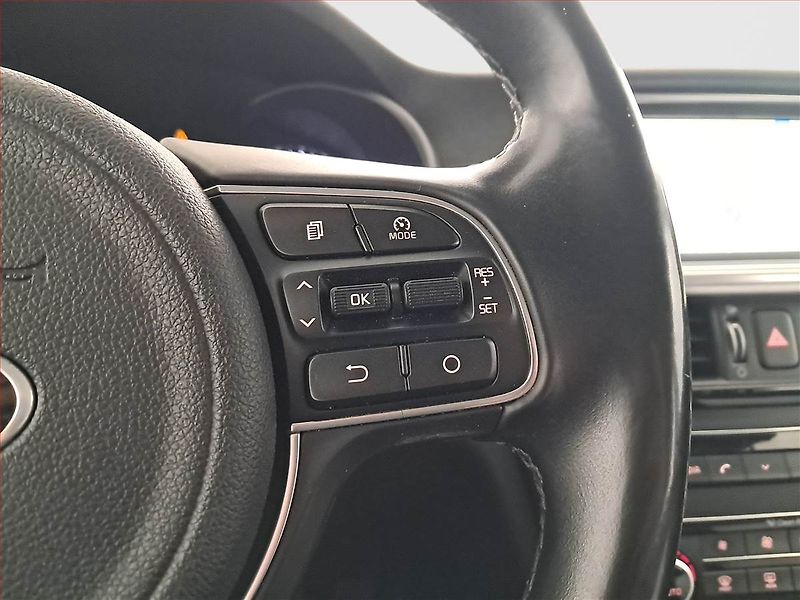 Kia Optima (2017) 1.7 CRDI, Automat, Serv.kniha - fotka 19 z 21