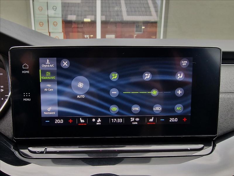 Škoda Octavia 2.0TDI Style, původ ČR,1.Maj. - fotka 35 z 50