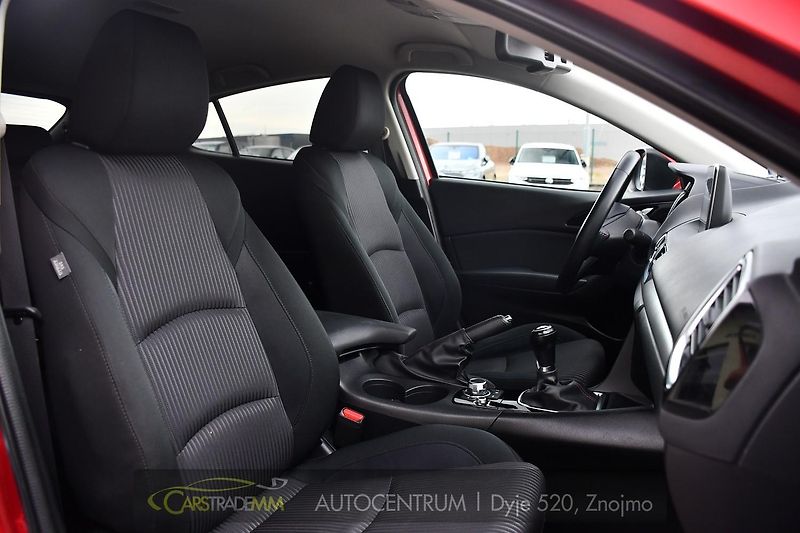 Mazda 3 2,0 SkyActiv 2xkola - fotka 17 z 49