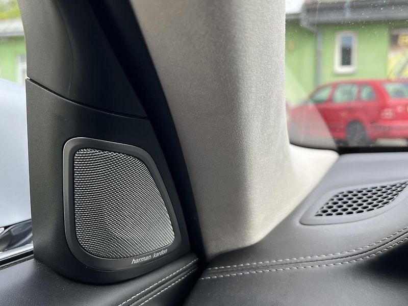 BMW Řada 7 (2017) 750d xDrive Laser Full  - fotka 35 z 39
