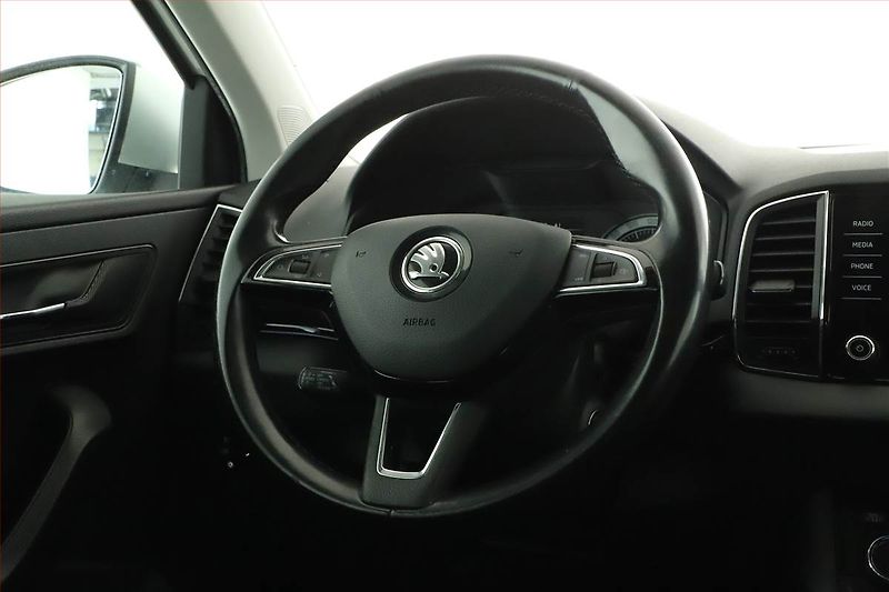 Škoda Karoq (2019) Scout 2.0 TDI, 4X4, ČR,1.maj - fotka 14 z 14