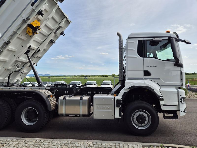 MAN TGS 33.520 6x6 MEILLER-KIPPER  - fotka 12 z 20