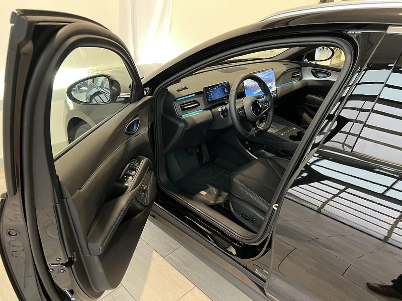 BYD Seal 6 (2025) DM-i Touring Comfort - fotka 11 z 30