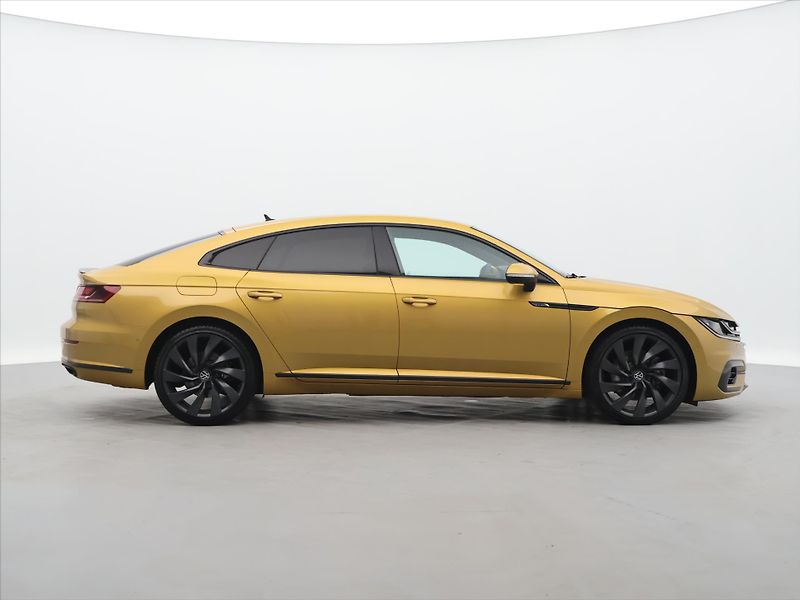 Volkswagen Arteon 2,0 TSI 206kW DSG 4M R-Line - fotka 8 z 37