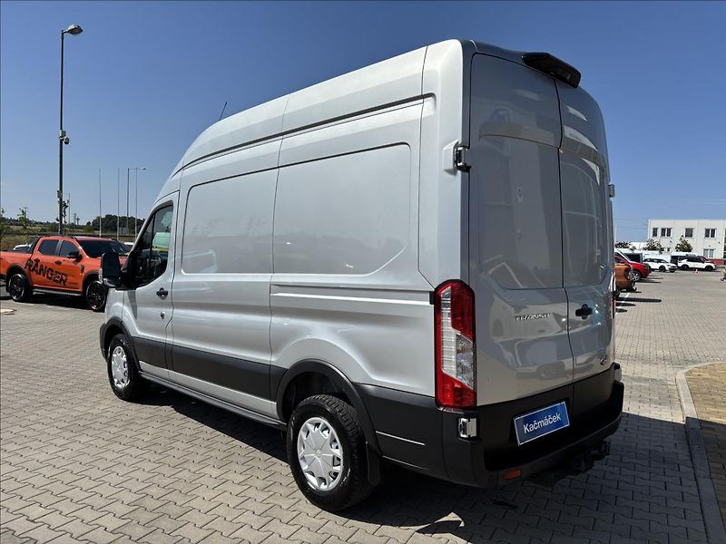 Ford Transit 2,0 EcoBlue 125kW Trend L2H3 - fotka 3 z 37