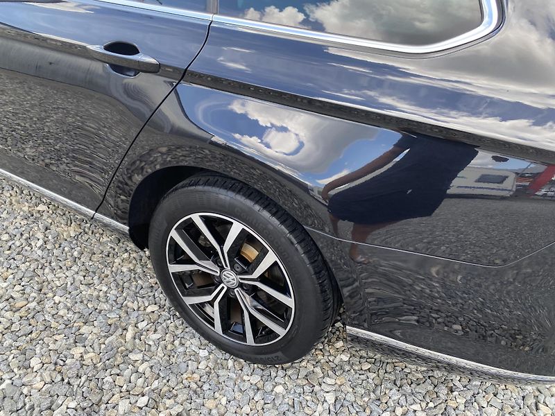 Volkswagen Passat 2.0TDi 150PS DSG 113000TKM!!!! - fotka 33 z 152