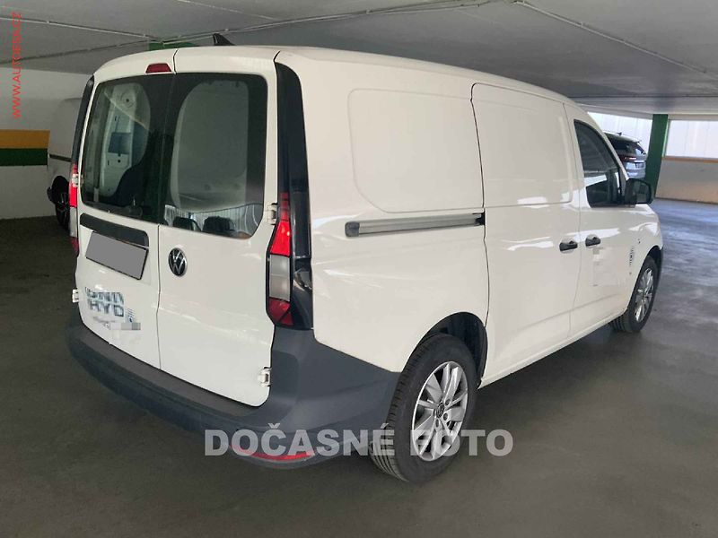 Volkswagen Caddy (2021) 2.0TDi MAXi, Navi, park.čidla - fotka 3 z 11