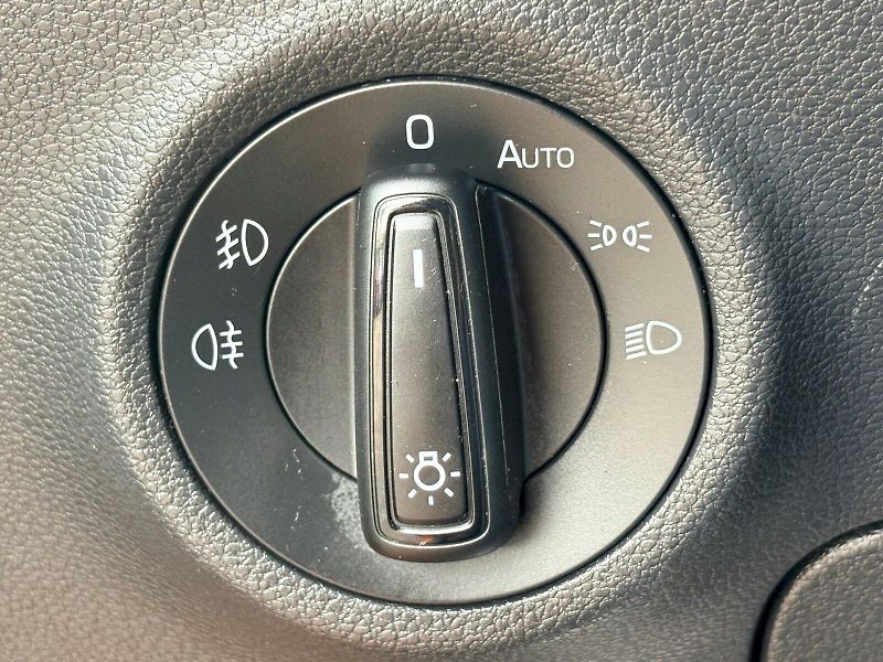 Škoda Karoq (2022) 1.5 TSI / 110 kW / AMBITION - fotka 28 z 30