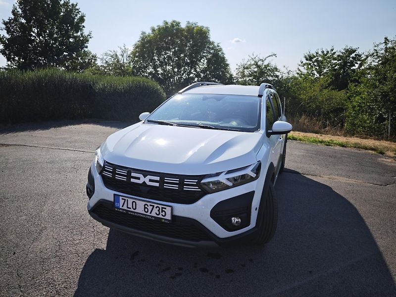 Dacia Jogger (2025) 7míst, LPG, tažné, EasyServis  - fotka 10 z 17