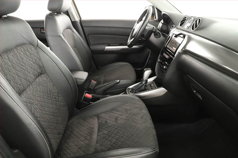 Suzuki Vitara (2021) Elegance 1.4 BoosterJet - fotka 7 z 18