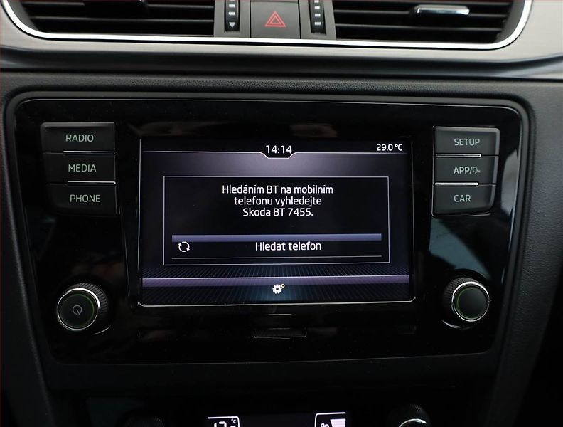 Škoda Rapid (2020) 1.0 TSI, ČR,1.maj, Serv.kniha - fotka 13 z 19