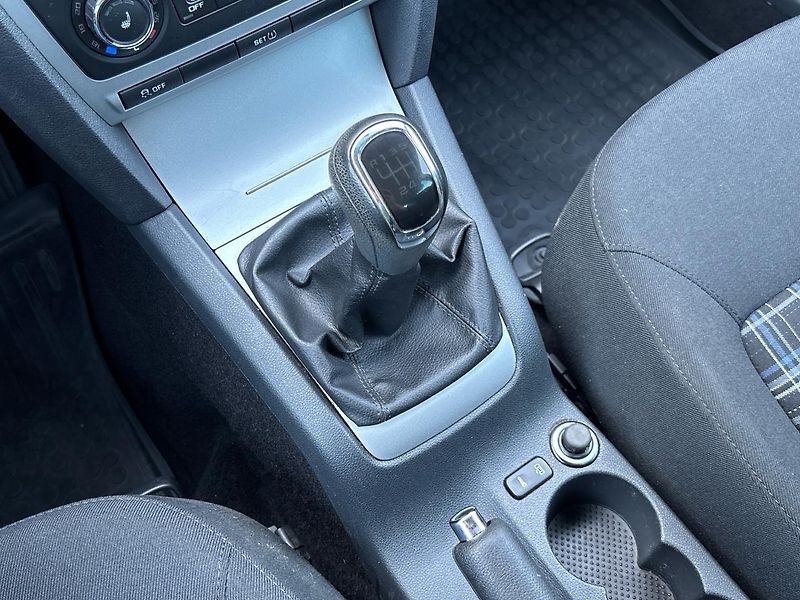 Škoda Octavia Ambition - fotka 20 z 22