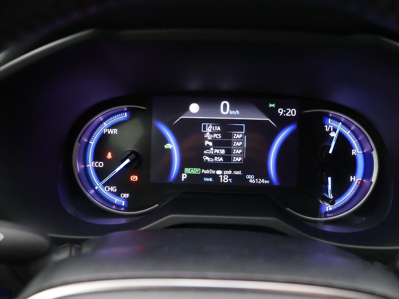 Toyota RAV4 2,5 Hybrid Black Edition 4WD e - fotka 17 z 34