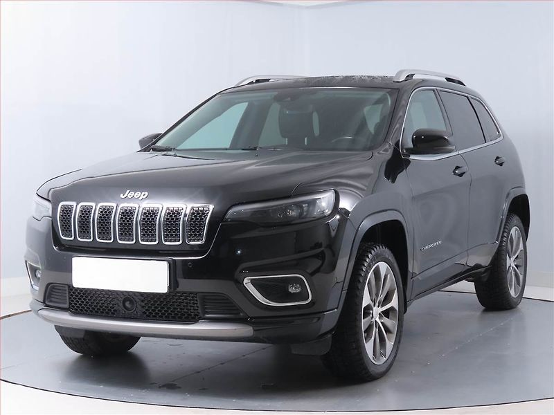 Jeep Cherokee (2019) 2.2 MultiJet, Overland - fotka 2 z 22