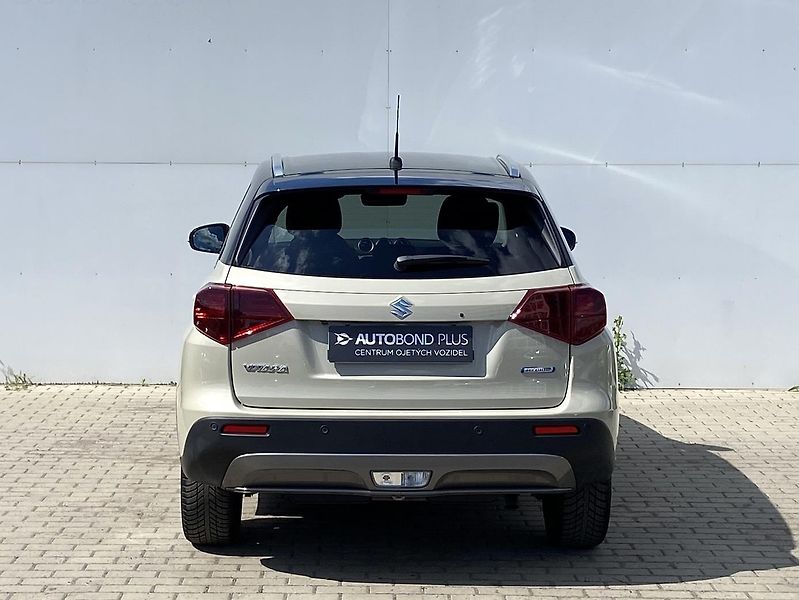 Suzuki Vitara 1.4 BoosterJet 6AT 4x4 Eleganc - fotka 9 z 21