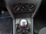 Škoda Octavia (2007) Ambiente 2.0 TDI, Tempomat - náhled 17