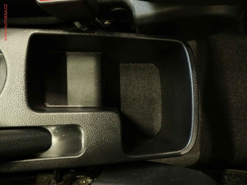 Kia Rio (2019) 1.2i, 2.maj,ČR, AC, park - fotka 22 z 22