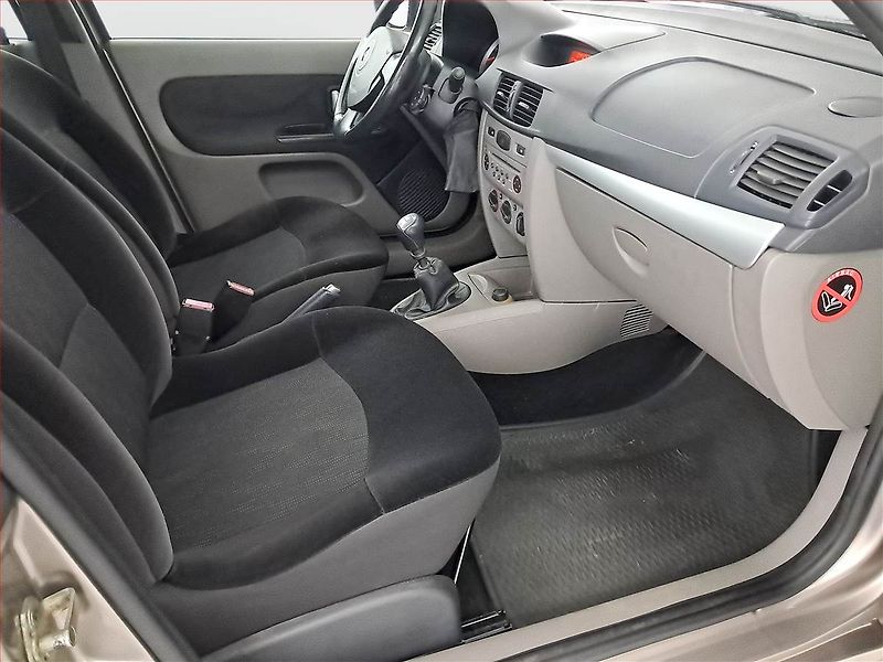Renault Thalia (2008) 1.2 16V, ČR,1.maj, po STK - fotka 9 z 14