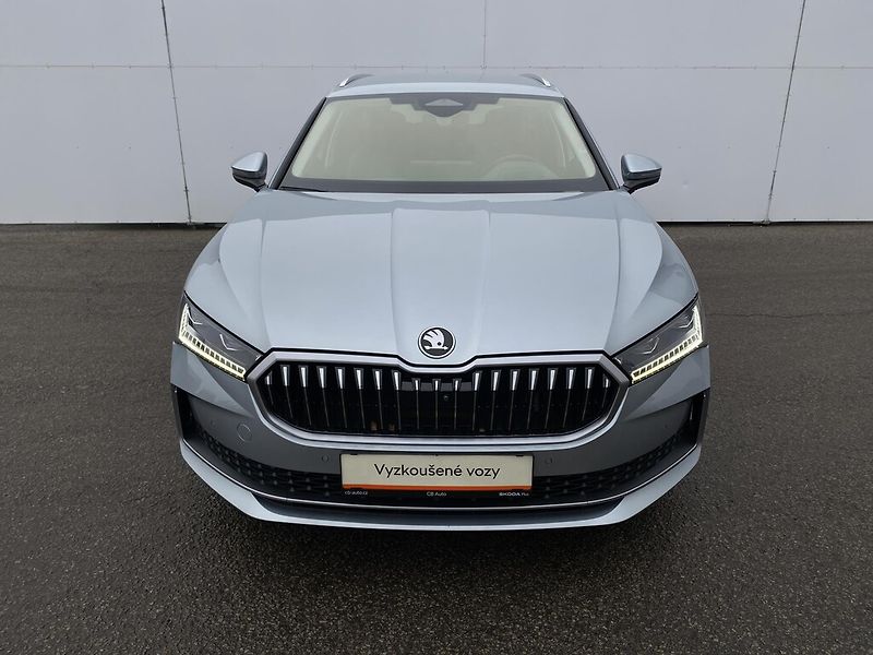 Škoda Superb Combi 2,0 TDI L&K 4x4 DSG - fotka 5 z 30