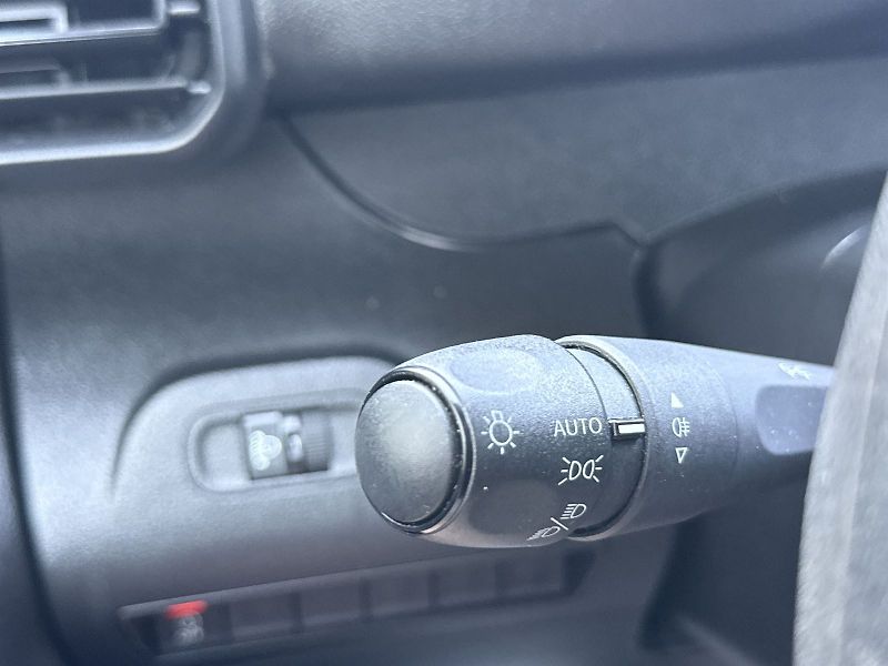 Peugeot Partner (2020) 1.5 BlueHDI L2 - fotka 15 z 25