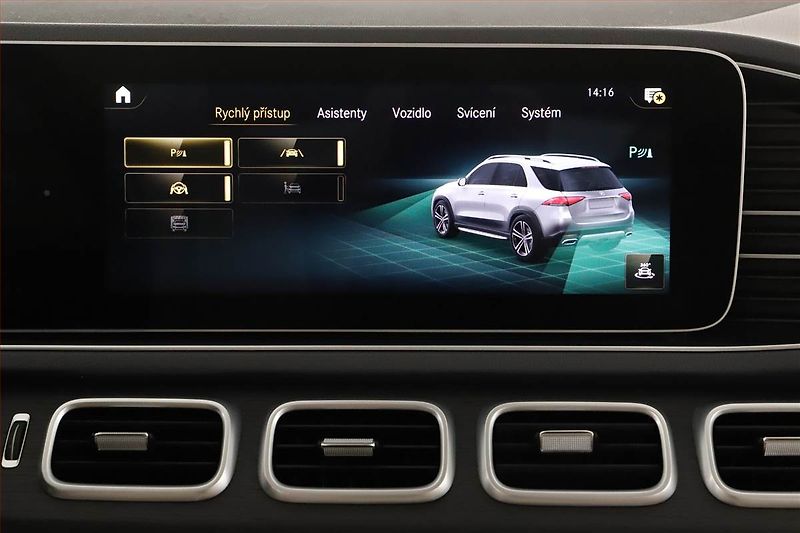 Mercedes-Benz GLE (2020) 400 d - fotka 14 z 29