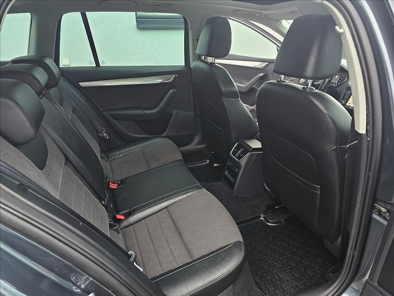 Škoda Octavia III 2,0TDi 110KW DSG Elegance - fotka 38 z 49