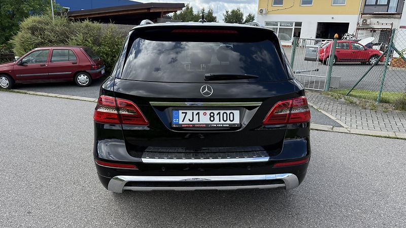 Mercedes-Benz Třídy M (2015) 350 CDI AMG PAKET  - fotka 7 z 27