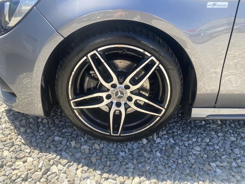 Mercedes-Benz CLA 220D 170PS AMG SERVIS MB - fotka 20 z 160