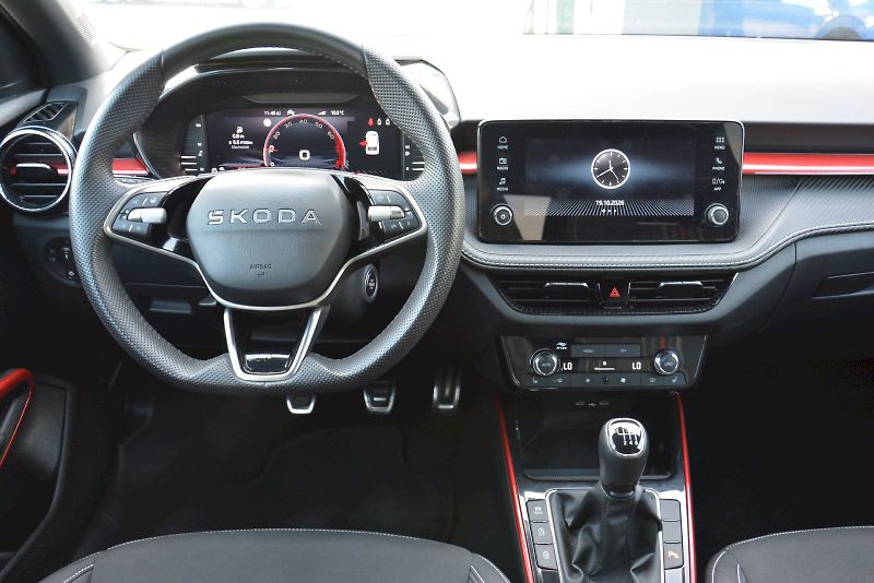 Škoda Fabia (2025) 1.0 TSI 85 KW Monte Carlo - fotka 5 z 28