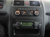 Volkswagen Touran (2011) 2.0 TDI, Automat, Tempomat - náhled 12