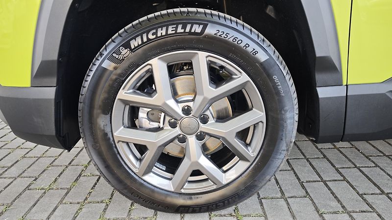 Jeep Compass (2026) Altitude hybrid 145PS automat  - fotka 18 z 25