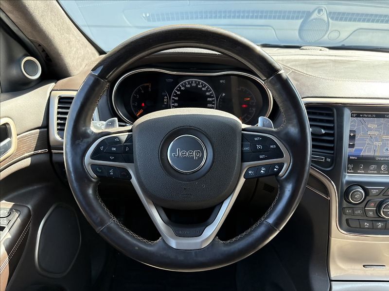 Jeep Grand Cherokee 3,0 CRD 184KW SUMMIT ČR.1.MAJ. - fotka 9 z 38