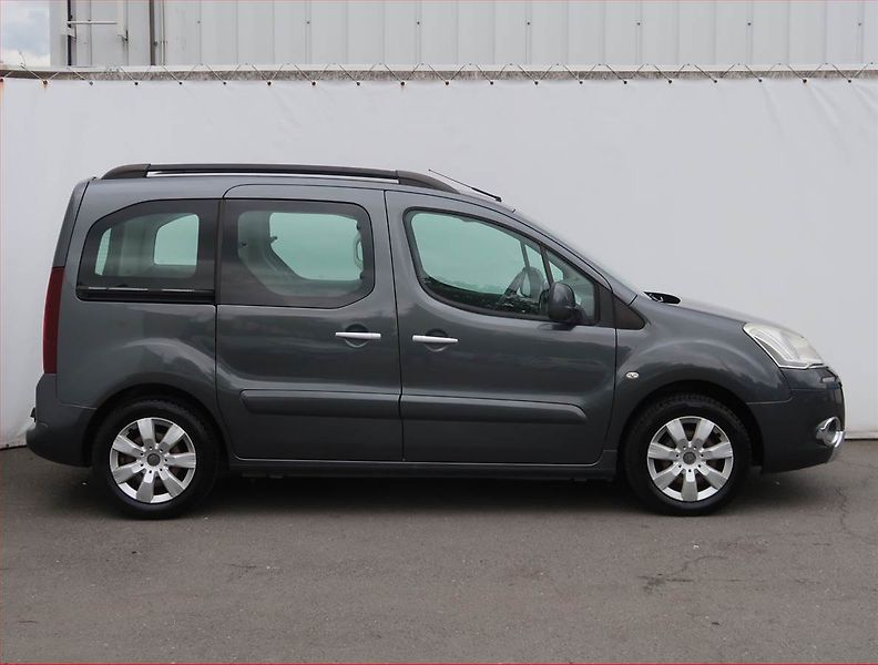Citroën Berlingo (2014) Tendance 1.6 HDi, 5Míst, ČR - fotka 6 z 15