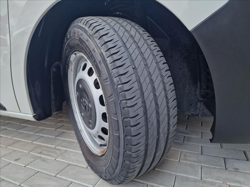 Toyota ProAce Verso 1.5 D-4D 8-míst,ČR,1.Majitel - fotka 41 z 46