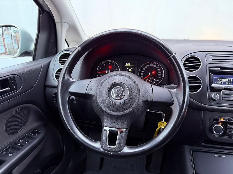 Volkswagen Golf Plus 1.2 TSi Trendline, ČR, 1.Maj - fotka 16 z 22