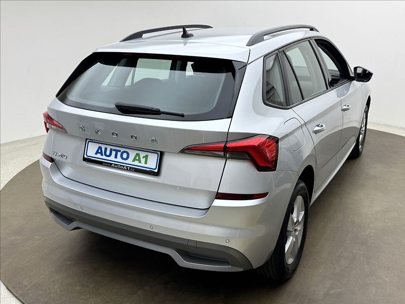 Škoda Kamiq 1,0 DSG AC LED VÝHŘEV SENZORY - fotka 4 z 36