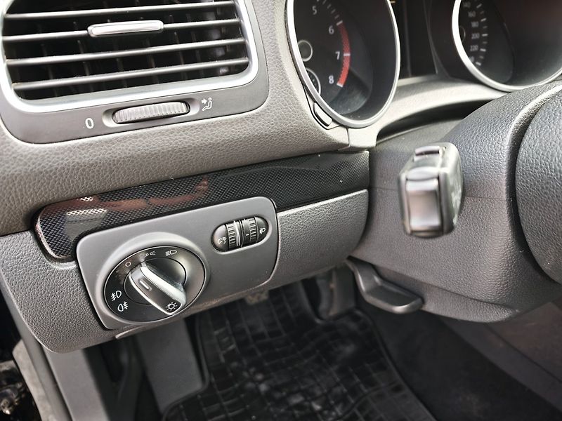 Volkswagen Golf (2012) 1,2 TSI 63 Kw Comfort - fotka 24 z 29