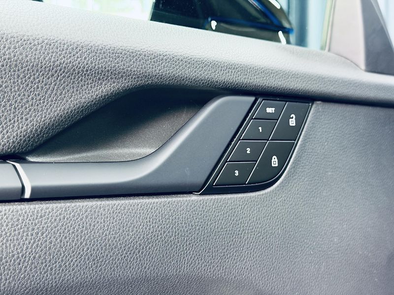Porsche 911 (2023) 992.1*GTS 4*AERO - fotka 17 z 37