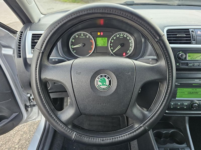 Škoda Roomster 1.6 16v,KLIMA,NOVÉ ROZVODY - fotka 14 z 35