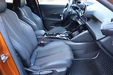Peugeot 2008 (2021) 1.5 BlueHDi, Automat - náhled 9