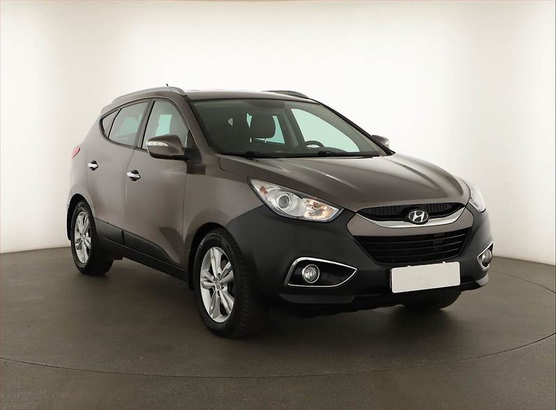 Hyundai ix35 (2012) 1.7 CRDi, nová STK, Tažné - fotografie inzerátu