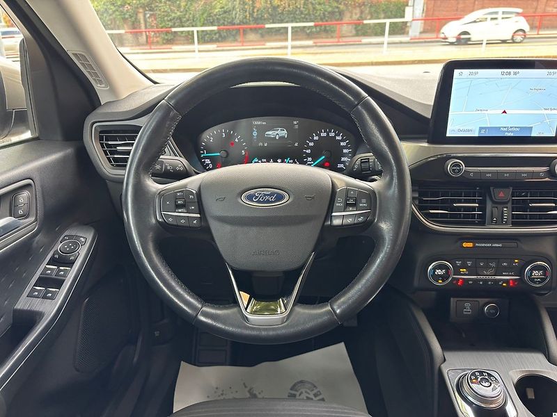 Ford Kuga 2.0EcoBlue.TITAN.DPH.AT.1MAJ.4 - fotka 31 z 50