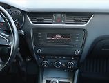 Škoda Octavia (2014) Ambition 1.6 TDI, Tempomat - náhled 12