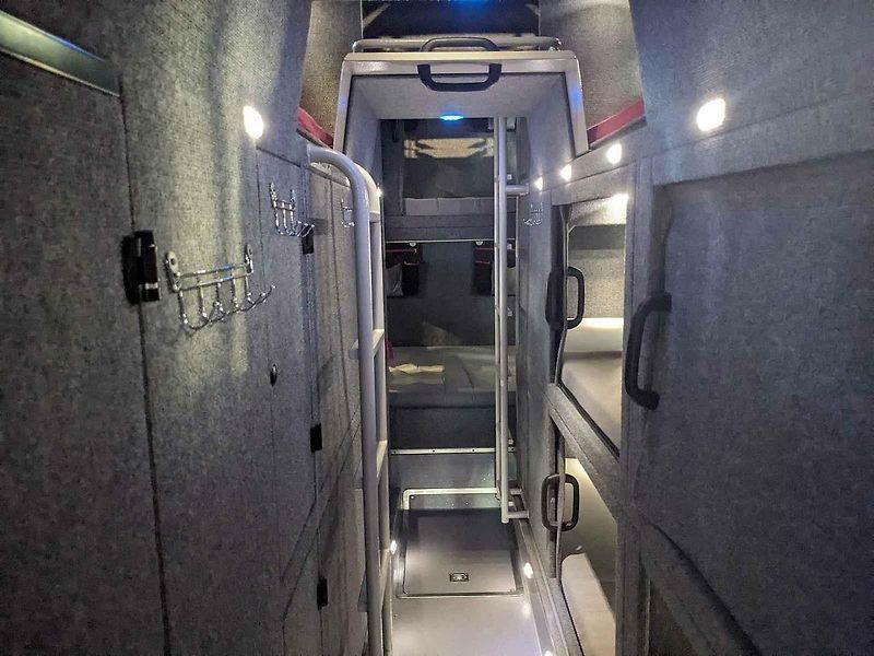 Na Caravaningu se představily expediční speciály, které zvládnou projet i Saharou