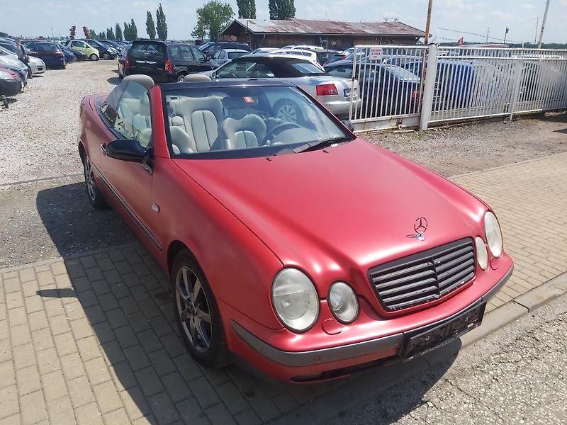 Mercedes-Benz CLK (1998)  320, 160 KW - fotka 25 z 41